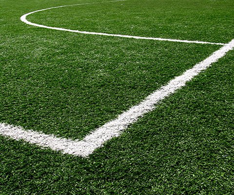Cancha de fútbol de césped sintético